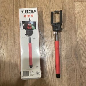 Selfie Stick telescoping handle with shutter button